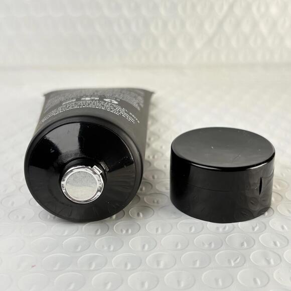 Dr. Brandt #Say I Love You Microdermabrasion Body Polishing Exfoliator 3.5oz NIB - Picture 3 of 6